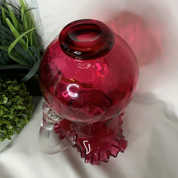 Large Fenton cranberry swirl ruffled optic glass pitcher - Picture 8 of 11